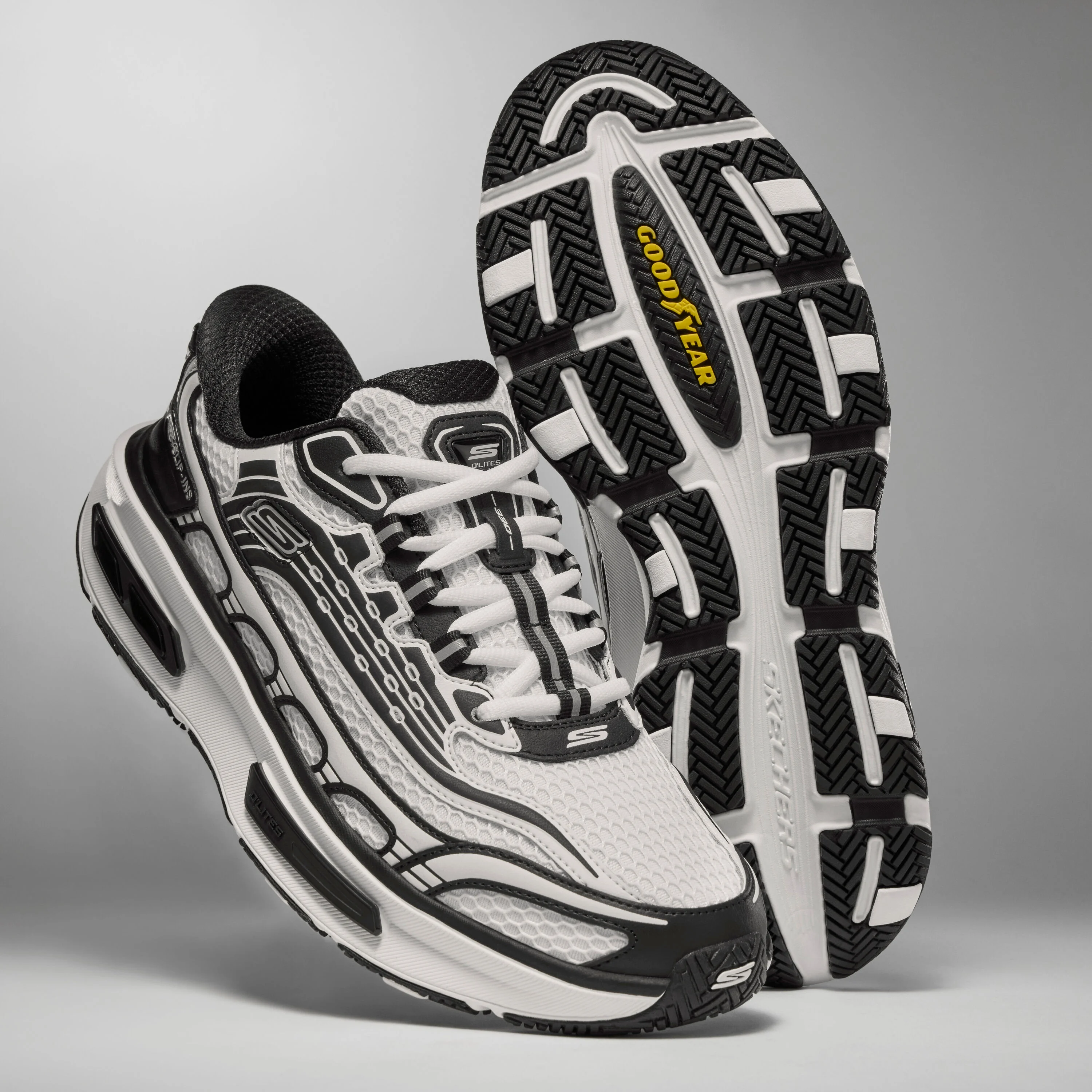 
Skechers D’Lites® 330: The Y2K Icon, Rebooted with Hands-Free Slip-ins® 

